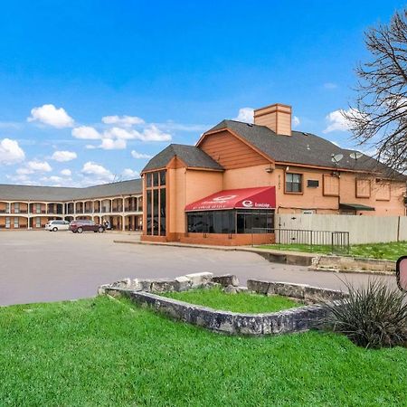 Econo Lodge Near The Domain - The Arboretum Austin Exterior foto