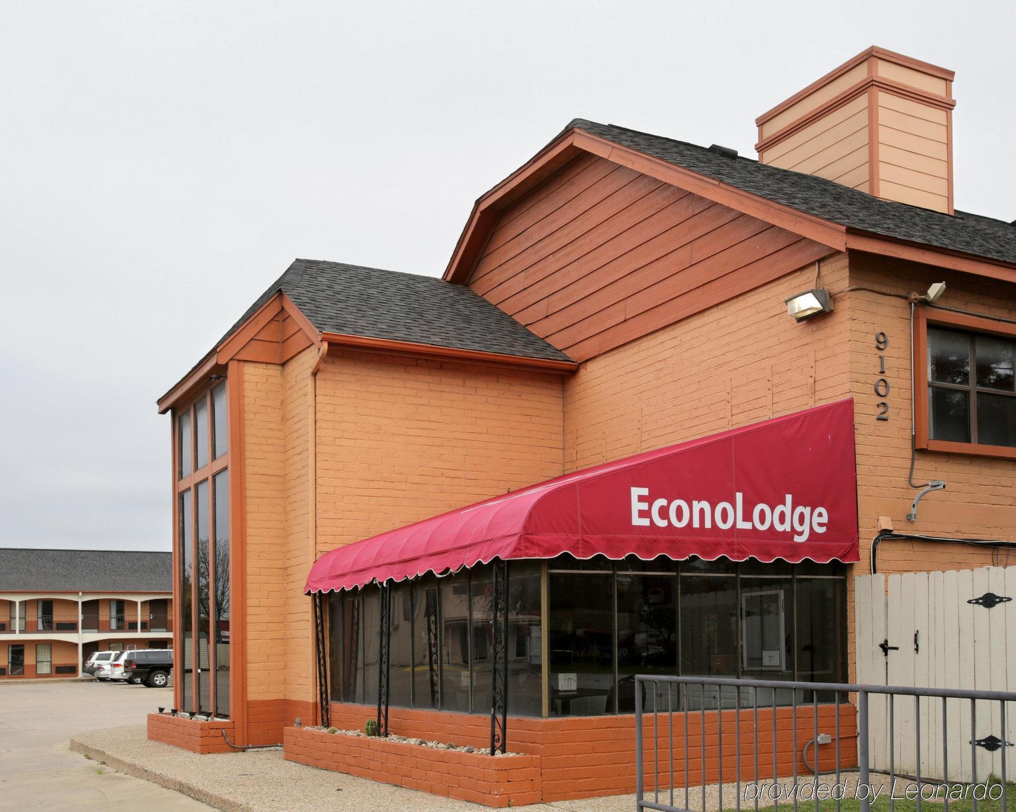 Econo Lodge Near The Domain - The Arboretum Austin Exterior foto